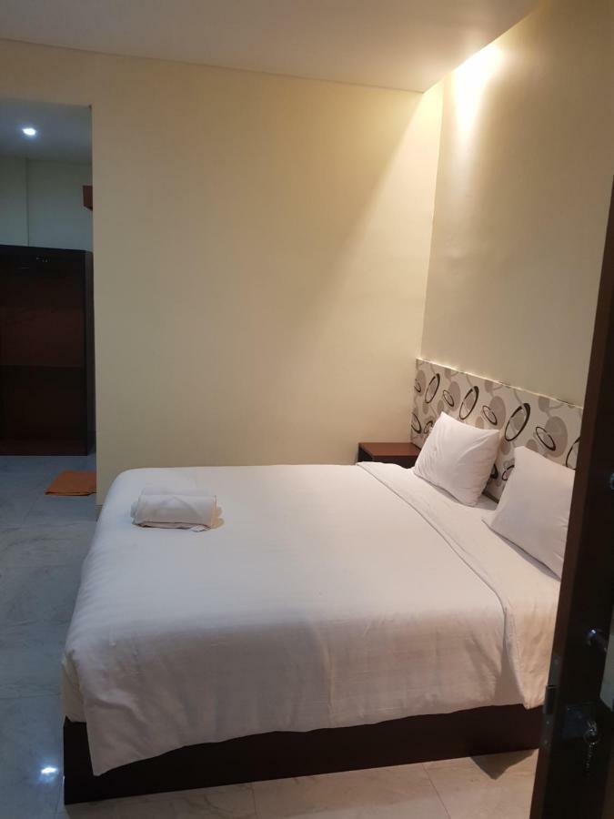 Praba गेस्ट हाउस *